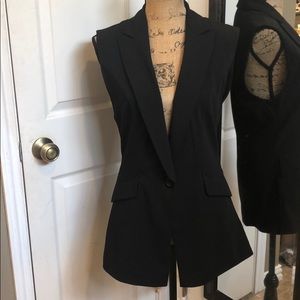 NWOT Sleeveless Blazer S
